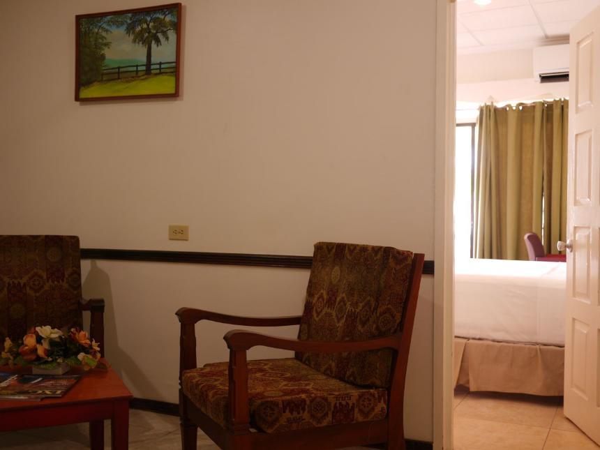 Brandsville Hotel 乔治敦 外观 照片