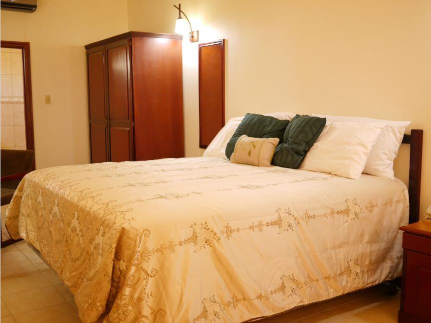 Brandsville Hotel 乔治敦 外观 照片